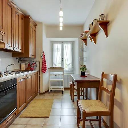 Al Molo Apartment *